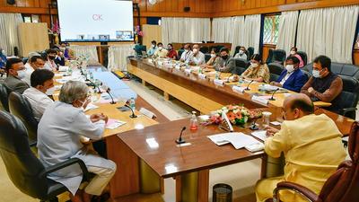 Parents of children below 18 years will have to “mandatorily be vaccinated” in order for their wards to attend physical classes. (PTI) Parents of children below 18 years will have to “mandatorily be vaccinated” in order for their wards to attend physical classes. (PTI)