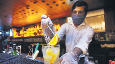Delhi moved to a new excise regime from November 17 this year that promises to improve user experience, increase government revenue, and clean up malpractices in the Capital’s liquor business. (Amal KS/HT Photo) Delhi moved to a new excise regime from November 17 this year that promises to improve user experience, increase government revenue, and clean up malpractices in the Capital’s liquor business. (Amal KS/HT Photo)