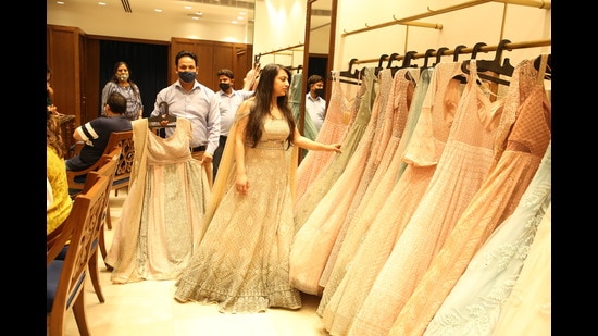 Wedding gowns 2025 in chandni chowk