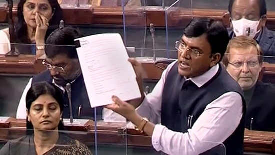 “Sadly, even in such a situation, many people did not refrain from playing politics. I appeal, take note of our honest efforts,” Mandaviya said.(PTI) “Sadly, even in such a situation, many people did not refrain from playing politics. I appeal, take note of our honest efforts,” Mandaviya said.(PTI)