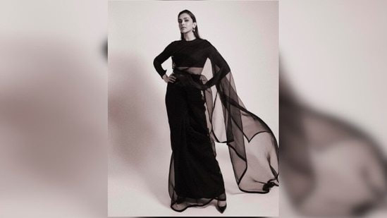 Deepika Padukone is a chic queen in black Sabyasachi saree and