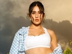 Sara Ali Khan looks LIT in Y2K-inspired shacket and pants set for new shoot, it costs <span class='webrupee'>₹</span>3k Sara Ali Khan looks LIT in Y2K-inspired shacket and pants set for new shoot, it costs <span class='webrupee'>₹</span>3k