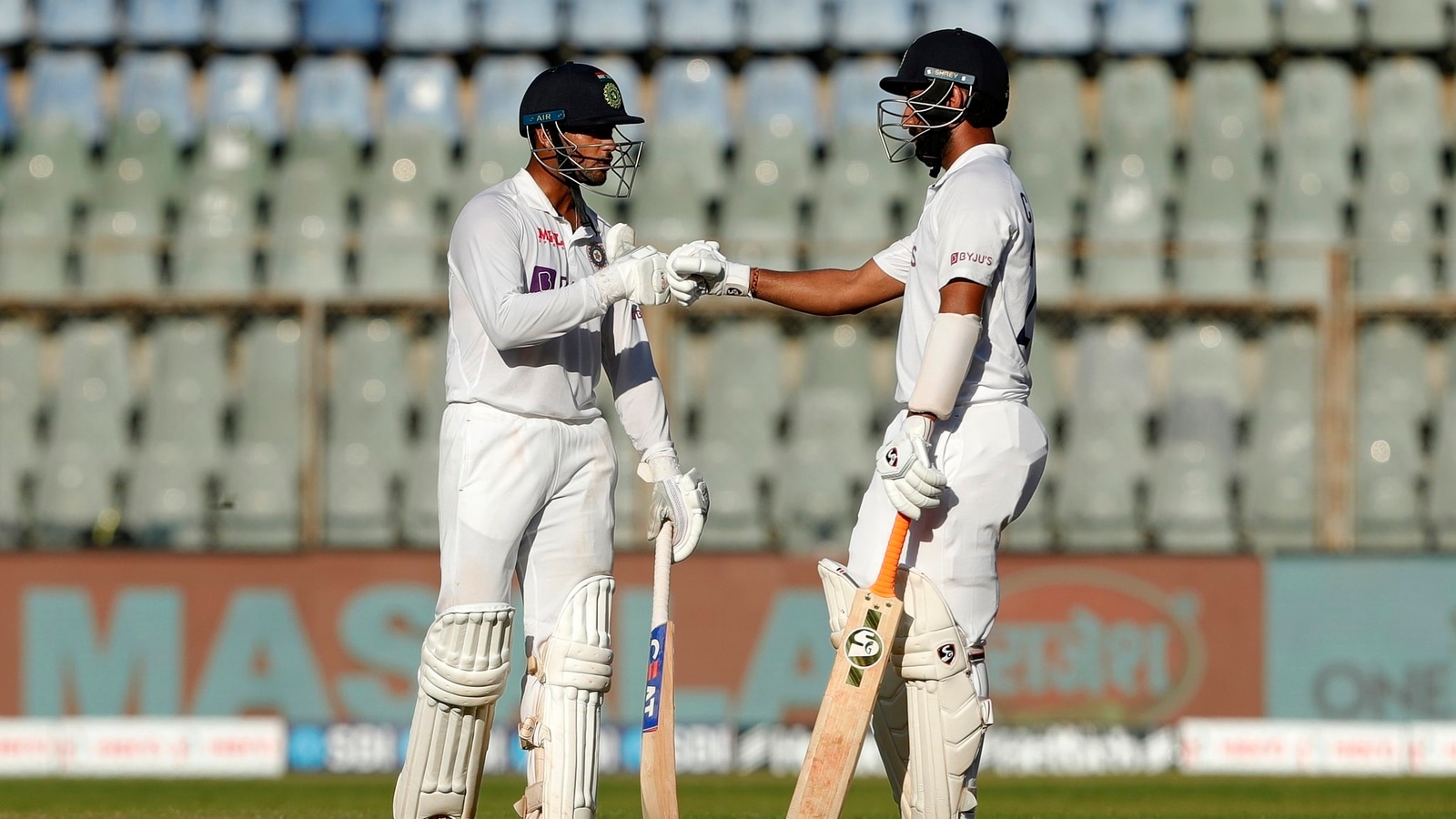 bharat new zealand second test ka live score