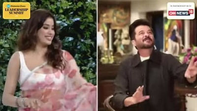 Anil Kapoor and Janhvi Kapoor ended the event with their graceful and energetic dance on Galan Gudiya. (HT Photo)