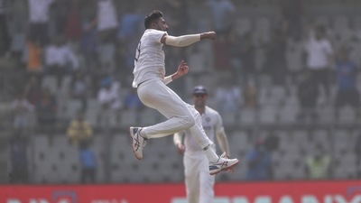 IND vs NZ: 'We feel absence of Bumrah and Shami less when Mohammed Siraj is there'- Ex-India Aakash Chopra opener lauds pacer's spell (AP) IND vs NZ: 'We feel absence of Bumrah and Shami less when Mohammed Siraj is there'- Ex-India Aakash Chopra opener lauds pacer's spell (AP)