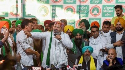 Bharatiya Kisan Union (BKU) spokesperson Rakesh Tikait addresses media after farmers' meeting at Singhu border in New Delhi on Saturday. (PTI ) Bharatiya Kisan Union (BKU) spokesperson Rakesh Tikait addresses media after farmers' meeting at Singhu border in New Delhi on Saturday. (PTI )