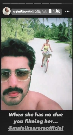 Arjun Kapoor posts a video of Malaika Arora riding a bicycle.(Instagram) Arjun Kapoor posts a video of Malaika Arora riding a bicycle.(Instagram)
