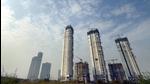 With an air quality index (AQI) of 286, Noida saw a clear sky on Sunday. (Sunil Ghosh/HT) With an air quality index (AQI) of 286, Noida saw a clear sky on Sunday. (Sunil Ghosh/HT)