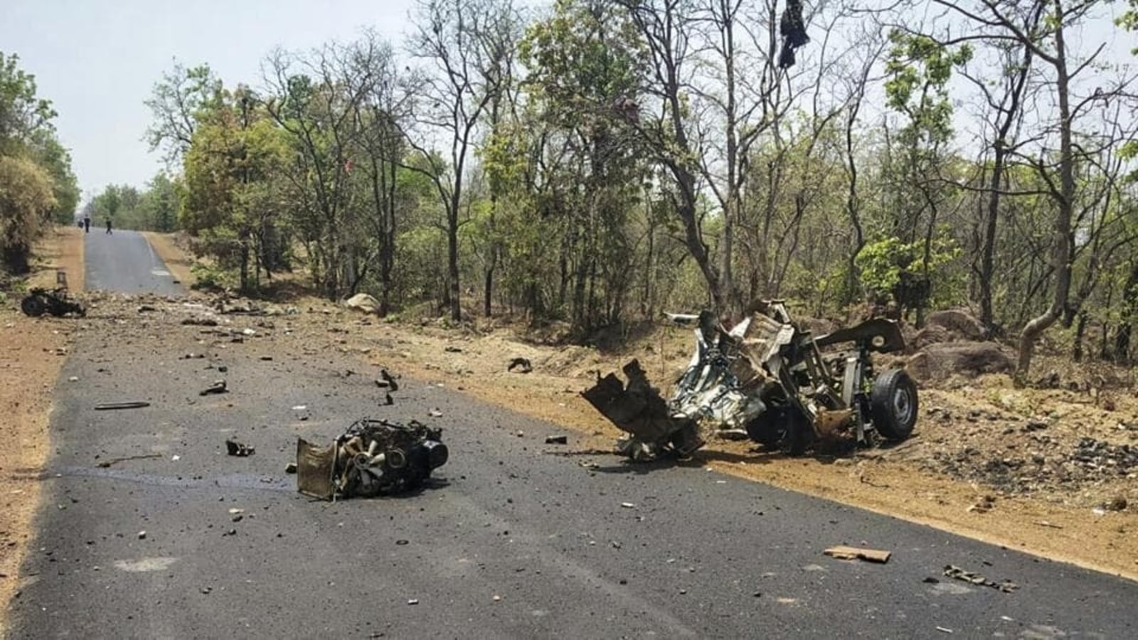 Road roller set on fire in MP as Naxals declare bandh on December 10