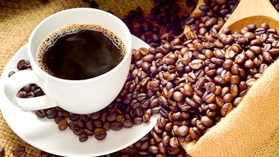 Here's what happens when you have tea or coffee before drinking water. (Shutterstock) Here's what happens when you have tea or coffee before drinking water. (Shutterstock)