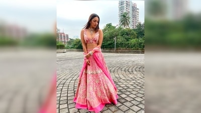 In another, Kiara Advani looked like a princess straight out of a fairytale as she posed in a sequins pink lehenga. (Instagram/@kiaraaliaadvani) In another, Kiara Advani looked like a princess straight out of a fairytale as she posed in a sequins pink lehenga. (Instagram/@kiaraaliaadvani)