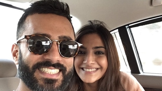 Anand Ahuja and Sonam Kapoor dated for 2 years before tying the knot in 2018.(Instagram)