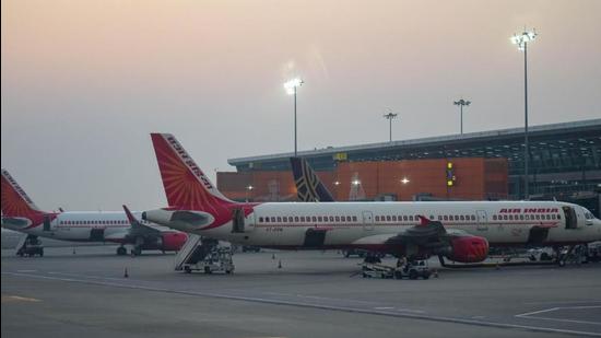 Senior Air India officials said the meeting with representatives from both the pilot groups on December 3 was inconclusive. (HT File) Senior Air India officials said the meeting with representatives from both the pilot groups on December 3 was inconclusive. (HT File)