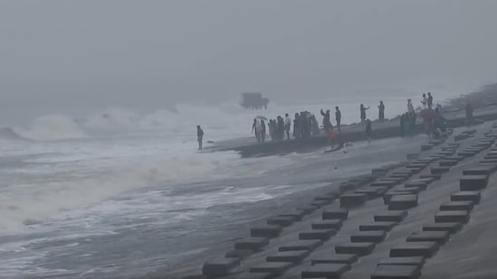 The sea at Digha has turned rough due to cyclonic circulation over the Bay of Bengal.(ANI)