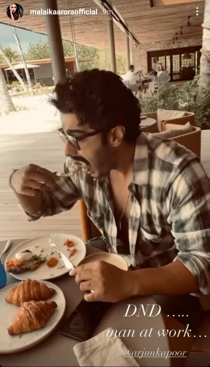 Malaika Arora posts a video of Arjun Kapoor enjoying his breakfast.(Instagram)