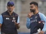 Rahul Dravid (L) and Virat Kohli.&nbsp;