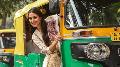 Actor Sara Ali Khan will be seen next in Aanand L Rai’s directorial Atrangi Re co-starring Dhanush and Akshay Kumar. (Raajessh Kashyap) Actor Sara Ali Khan will be seen next in Aanand L Rai’s directorial Atrangi Re co-starring Dhanush and Akshay Kumar. (Raajessh Kashyap)