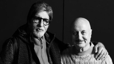 Earlier, Anupam Kher had shared a monochrome picture with Amitabh Bachchan. He captioned it, "Heroes come and go. But legends are forever!!” Happy and Humbled to share the screen space once again with legendary Mr. @amitabhbachchan for #SoorajBarjatya’s magnum opus #Uunchai. So much to learn from the great cinema icon!" Earlier, Anupam Kher had shared a monochrome picture with Amitabh Bachchan. He captioned it, "Heroes come and go. But legends are forever!!” Happy and Humbled to share the screen space once again with legendary Mr. @amitabhbachchan for #SoorajBarjatya’s magnum opus #Uunchai. So much to learn from the great cinema icon!"