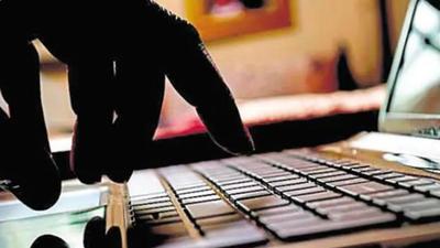 Five Chandigarh residents ended up paying lakhs to online fraudsters. (Image for representational purpose) Five Chandigarh residents ended up paying lakhs to online fraudsters. (Image for representational purpose)