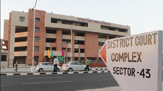 Aman Sharma, director of Amsons Communications, which has its office in Sector 30D, had filed a complaint against Pardeep Bhateja, proprietor of Sawan Buildtech, Ludhiana. (HT file photo)