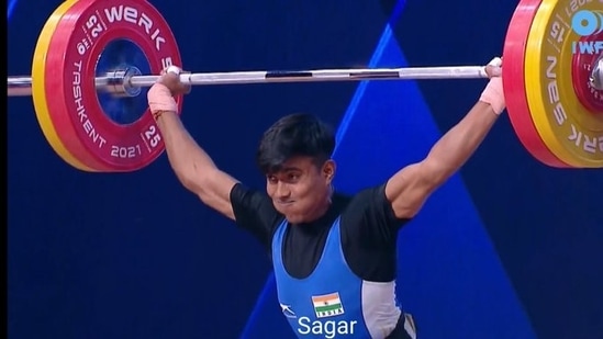 Commonwealth Weightlifting Championships: Sanket Mahadev Sargar wins gold, creates new national record in snatch(TWITTER)