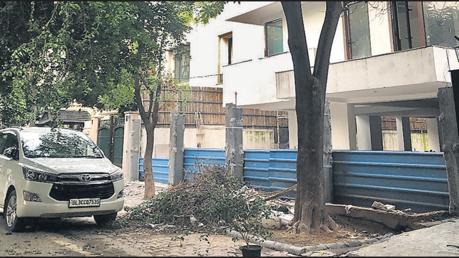 Delhi losing its trees due to lack of census, violation of rules