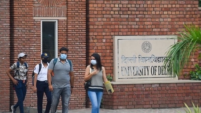Delhi University colleges were closed last year in March in the wake of the pandemic. (HT file photo)