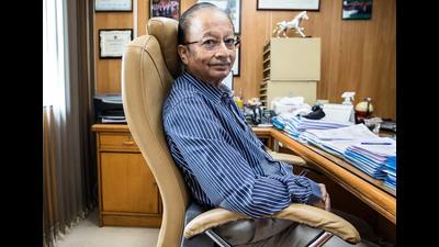 Dr Suresh Jadhav, Serum Institute of India’s (SII) executive director passed away in Pune following a brief illness. (HT PHOTO) Dr Suresh Jadhav, Serum Institute of India’s (SII) executive director passed away in Pune following a brief illness. (HT PHOTO)