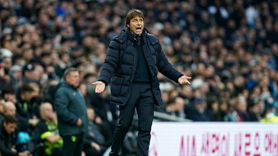 Tottenham Hotspur manager Antonio Conte reacts during the English Premier League soccer match between Tottenham Hotspur and Norwich City, at Tottenham Hotspur Stadium, London, Sunday, Dec. 5, 2021.  (Adam Davy/PA via AP) (AP)