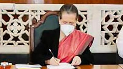 Congress president Sonia Gandhi presides over the general body meeting of the Congress Parliamentary Party at Central Hall of Parliament House in New Delhi on Wednesday. (PTI)