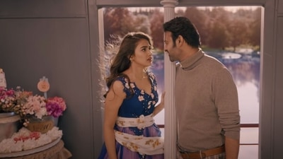 Pooja Hegde and Prabhas in a still from Radhe Shyam song Soch Liya. Pooja Hegde and Prabhas in a still from Radhe Shyam song Soch Liya. 