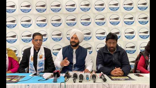 AAP Chandigarh affairs in-charge and Delhi MLA Jarnail Singh was addressing a press conference at the party headquarters in Chandigarh on Wednesday. (HT photo)