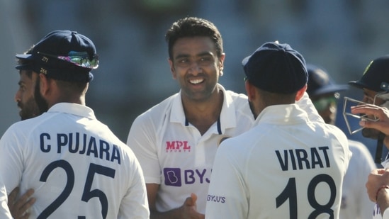 R Ashwin celebrates with teammates the wicket of New Zealand batsman Ross Taylor on the 3rd day of the 2nd cricket test match between India and New Zealand, at Wankhede Stadium.(PTI) R Ashwin celebrates with teammates the wicket of New Zealand batsman Ross Taylor on the 3rd day of the 2nd cricket test match between India and New Zealand, at Wankhede Stadium.(PTI)