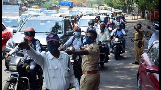 Former Pune mayor Ankush Kakade calls for meet to discuss traffic fines ...