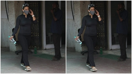 Kajol opted for an all-black attire for her Pilates session on Wednesday.(HT Photos/Varinder Chawla)