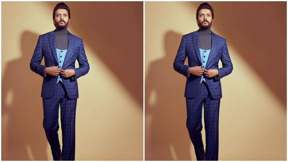 Styled by the fashion stylist house Who Wore What When, Riteish gave his attire a dpper effect with his hair styled in spikes for a wet gel look. In an indoor setup, Riteish posed for the pictures and put fashion police on immediate alert. (Instagram/@riteishd)