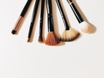 Behind every outstanding makeup are the brushes which contour and blend makeup well into the skin.(Pexels) Behind every outstanding makeup are the brushes which contour and blend makeup well into the skin.(Pexels)
