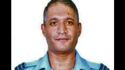 Group Captain Varun Singh, injured in Wednesday’s military chopper crash, was awarded Shaurya Chakra on this year’s Independence Day for saving his LCA Tejas fighter aircraft during an aerial emergency in 2020. (ANI) Group Captain Varun Singh, injured in Wednesday’s military chopper crash, was awarded Shaurya Chakra on this year’s Independence Day for saving his LCA Tejas fighter aircraft during an aerial emergency in 2020. (ANI)