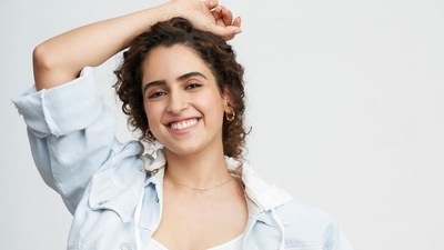 Sanya Malhotra weightlifting to Doja Cat's ‘Woman’ is the fitness energy we need (Instagram/sanyamalhotra_) Sanya Malhotra weightlifting to Doja Cat's ‘Woman’ is the fitness energy we need (Instagram/sanyamalhotra_)