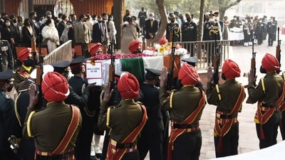 The funeral of Brigadier LS Lidder who lost his life in the chopper crash on December 8, was held at 9am on December 10. Brigadier LS Lidder is survived by his wife and daughter. (HT Photo/Vipin Kumar)