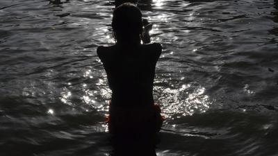 The seers have told the Ujjain administration that their protest on the banks of Shipra river will not end with an assurance but after the formalities to begin work are started. (Representative image) (HT File Photo/Shankar Mourya)
