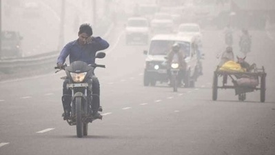 The average AQI in the national capital remains in the ‘very poor’ category, (File Photo / Representational Image)