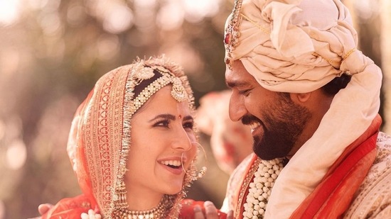 Delhi Police shares funny advisory with Vicky Kaushal and Katrina Kaif wedding reference | Trending - Hindustan Times Delhi Police shares funny advisory with Vicky Kaushal and Katrina Kaif wedding reference | Trending - Hindustan Times