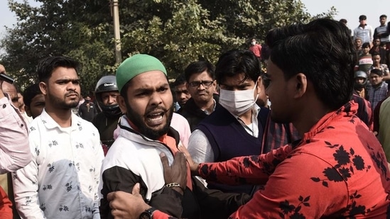 Public namaz offerings were disrupted at several places in Gurugram on Friday. (Vipin Kumar /HT PHOTO)