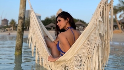 Striking sensuous poses for the camera, Mouni Roy set fans and fashion police drooling over her latest set of viral pictures. (Instagram/imouniroy) Striking sensuous poses for the camera, Mouni Roy set fans and fashion police drooling over her latest set of viral pictures. (Instagram/imouniroy)