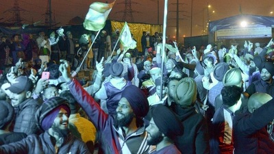 The farmers are celebrating December 11 as 'Vijay Diwas'. (PTI)