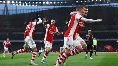 Premier League: Arsenal cruise to 3-0 win over Southampton