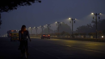 Delhi recorded 8.3 degrees Celsius on Friday night, the coldest yet of this season.&nbsp; (File Photo / PTI)