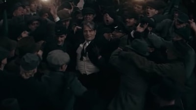 Mads Mikkelsen as the new Grindelwald in Fantastic Beasts: The Secrets of Dumbledore. Mads Mikkelsen as the new Grindelwald in Fantastic Beasts: The Secrets of Dumbledore.