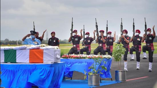 Indian Army personnel pay tribute to late Lance Naik Sai Teja at Yelahanka air base in Bengaluru on Saturday. Lance Naik Sai Teja lost his life along with CDS General Bipin Rawat and other defence personnel in an IAF chopper crash near Coonoor in Tamil Nadu on Wednesday. (PTI PHOTO.)